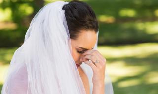 Булка изгони майка си от сватбата