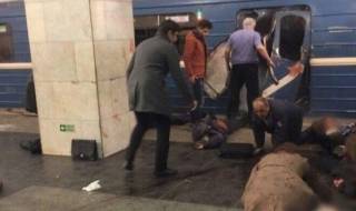 Над 1200 души евакуирани от метрото в Санкт Петербург