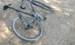 Мъж падна от колелото си и загина