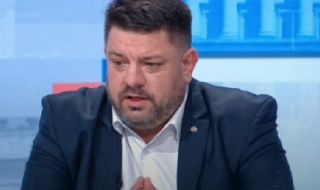 Атанас Зафиров: Конституцията не може да бъде парцал