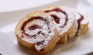 Рецепта на деня: Домашно руло с мармалад