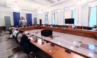 Работодатели и синдикати поставиха условия за подкрепа на проектобюджета на ДОО