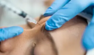 Разследват смъртта на млада жена след поставен хиалурон