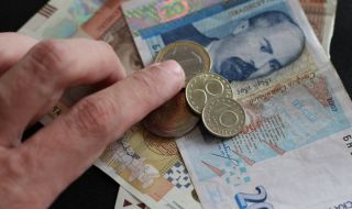 Все повече българи не могат да изплатят дълговете си