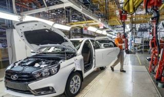 Как санкциите срещу Русия ще спрат и производството на автомобилите Lada
