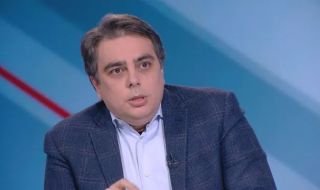 Асен Василев: Не можем да тръгнем напред, докато държавата е пробита като лейка