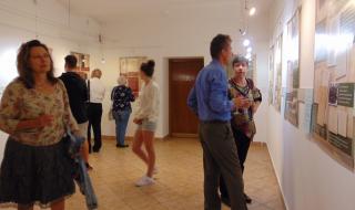 Изложби с ценни документи събраха приятели на България в Будапеща