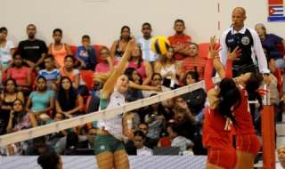 Девойките ни със загуба от Перу на световното