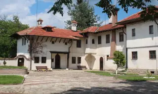 Това е единствената частна къща, построена от цар Борис III (СНИМКИ)