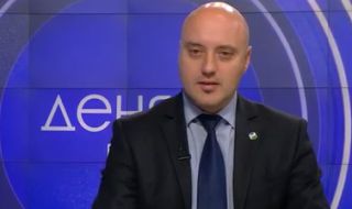 Славов, ДБ: Разговори с ГЕРБ да подкрепим техния мандат не е имало до момента 