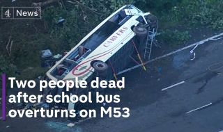 Двама загинаха при катастрофа с училищен автобус във Великобритания ВИДЕО