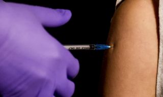 Германец си постави 90 ваксини срещу коронавирус