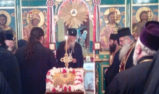 Дарове за патриарха в Калипетрово