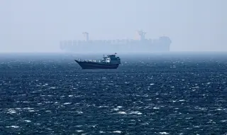 Иран отвори Ормузкия проток за част от китайските кораби