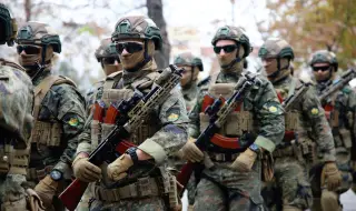 Министърът на отбраната: Няма никаква заплаха за България от това, че оказва помощ на Украйна