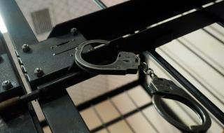 Смлян от бой крадец почина в ареста