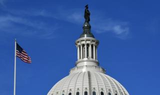 Сенатът одобри данъчната реформа