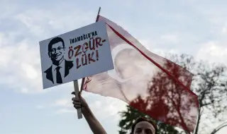 Турски съд отказа да спре анулирането на дипломата на Имамоглу