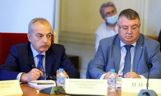 На Комисия: Минималната пенсия става 370 лева