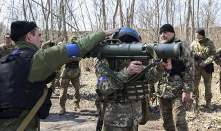 Чехия ще ремонтира военно оборудване на Украйна