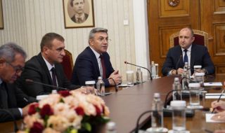 И пред ДПС Румен Радев поиска редовно правителство