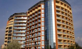 Пияна британка падна от 6-ия етаж на хотел в Слънчев бряг