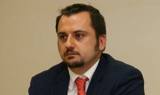 Георги Събев: Няма да има проблем в плащанията за фермерите след рокадите във фонд "Земеделие"