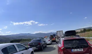 Монтираха светофар на път I-1 в Кресна