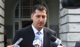 Скандалът с кмета на Пловдив се разраства