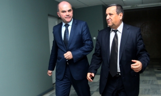 Замразяват пенсионната възраст