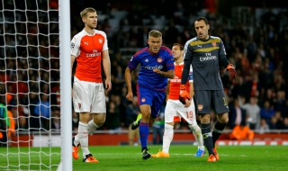 Пер Мертесакер: Представянето на Арсенал е неприемливо