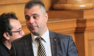 Ангелов: Намаляване с 50% на депутатските заплати до изтичане на извънредното положение