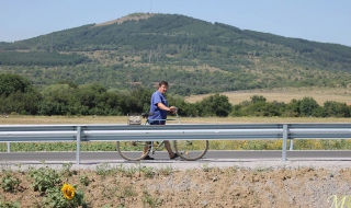 Не само магистралите са приоритет