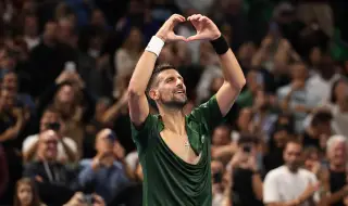 Новак Джокович слага точка на сезона си заради травма, Музети влиза на Финалите в Торино