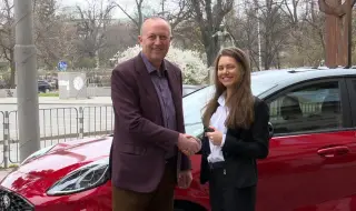 Лора Христова бе наградена с 20 000 евро, кола и приза „Спортист на месеца“