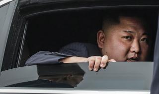 Ким Чен Ун: Пожелавам здраве на всички, борещи се срещу злия вирус!