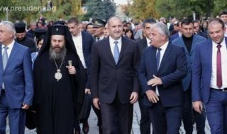 Президентът посети Гоце Делчев за празника на града