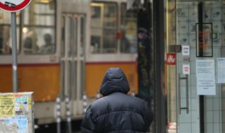 Облачно, дъждовно и ветровито