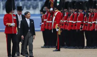 Японският император Нарухито е на тридневно официално посещение във Великобритания