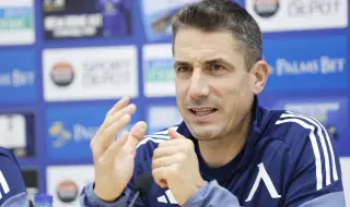 Хулио Веласкес: Няма да се съобразя с това как ще изглежда терена при избора ми на стартов състав