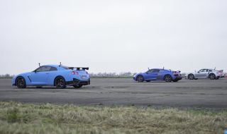 Nissan GT-R Nismo се пробва срещу Audi R8 и Porsche Turbo S (ВИДЕО)