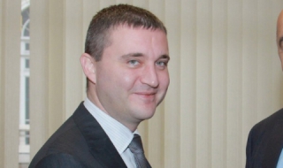 Горанов: Искров подава оставка тази седмица