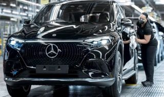 Mercedes: Клиентите не са толкова ентусиазирани от новите електромобили, колкото се очакваше