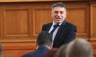 Адвокати до Данаил Кирилов: Такова право, каквото НС създава, ние не сме учили!