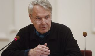 Финландският външен министър обсъди въпроса за НАТО с турския си колега