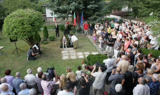 Ройтерс: Носталгията по комунизма е силна в България