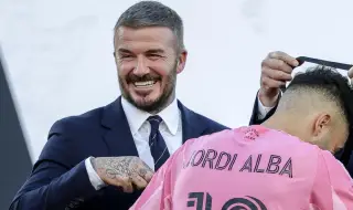 Дейвид Бекъм се подигра на сина си