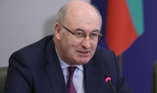 Фил Хоган пое ангажимент да се помогне на българския млечен сектор