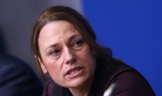 Ива Митева се връща в парламента