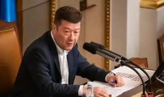 В Чехия искат оставката на третия по ранг, обидил Киев с "да крадат, но не за наша сметка" и "хунта със златни тоалетни"